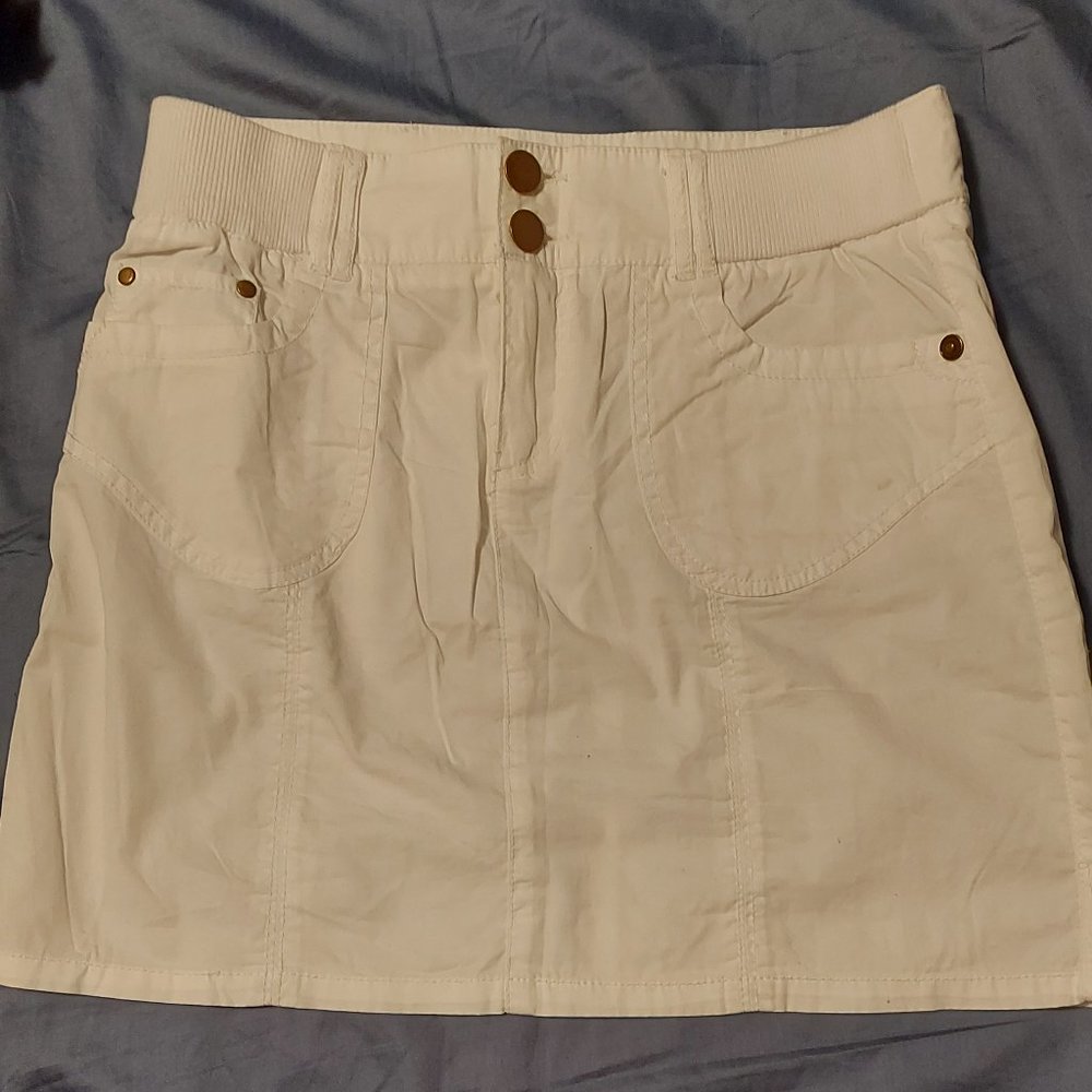 White skirt